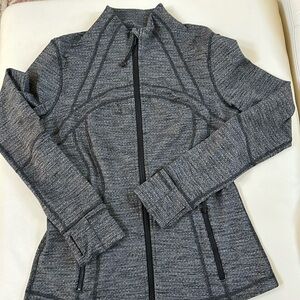Lululemon zip up jacket. size 8